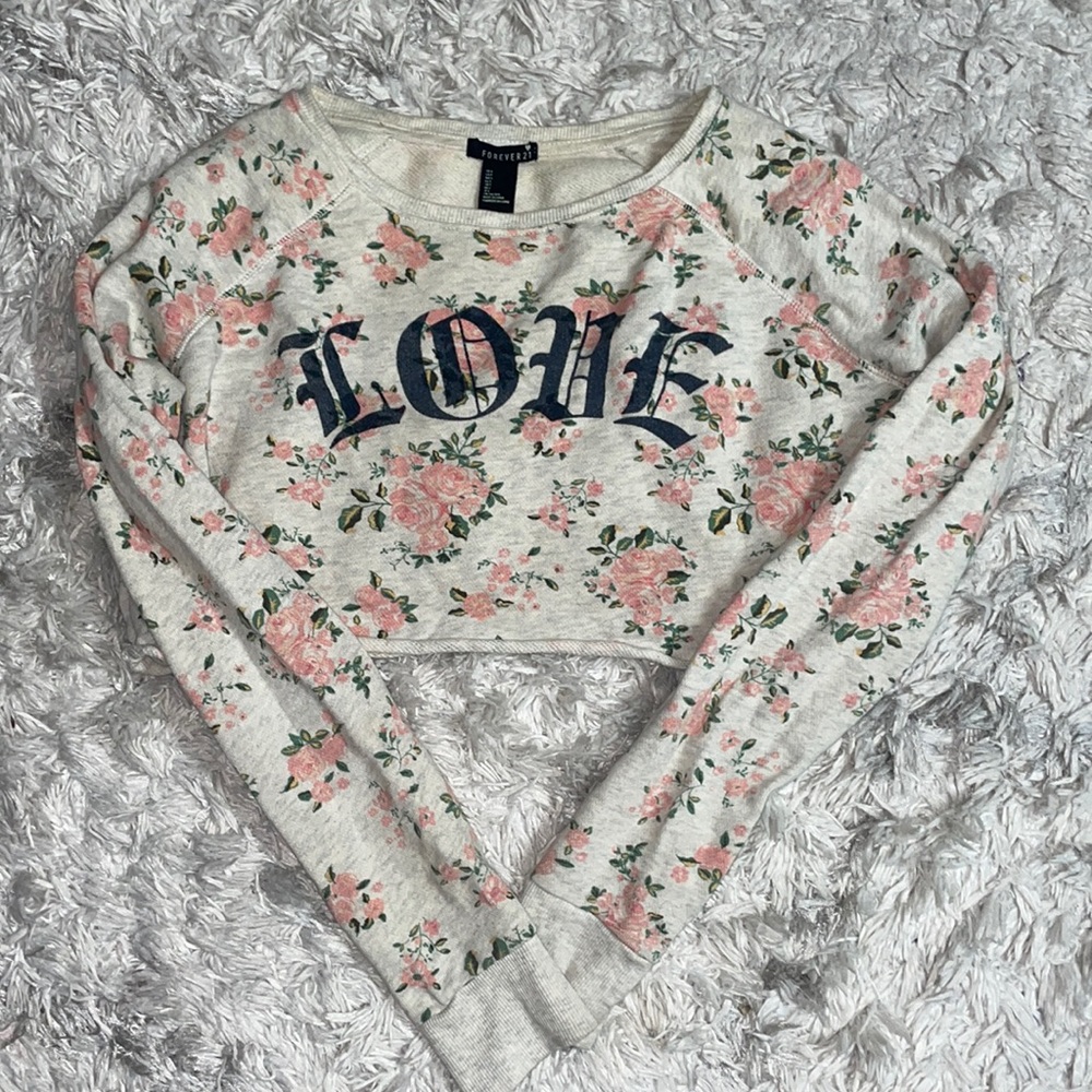 Long sleeve crop top